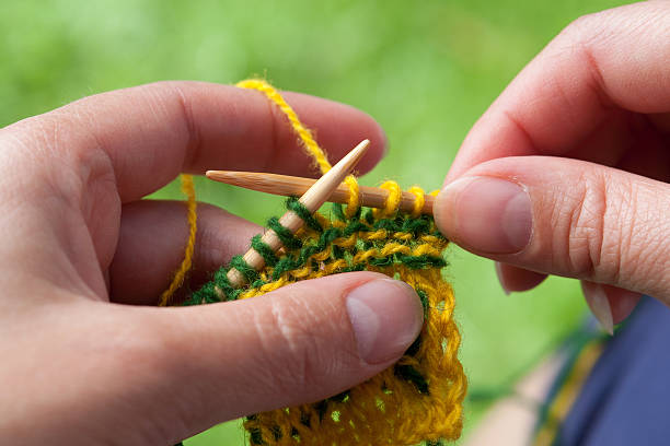 🧠 Ručné práce posilňujú mozog: Prečo je háčkovanie, pletenie a macramé viac než len relax?